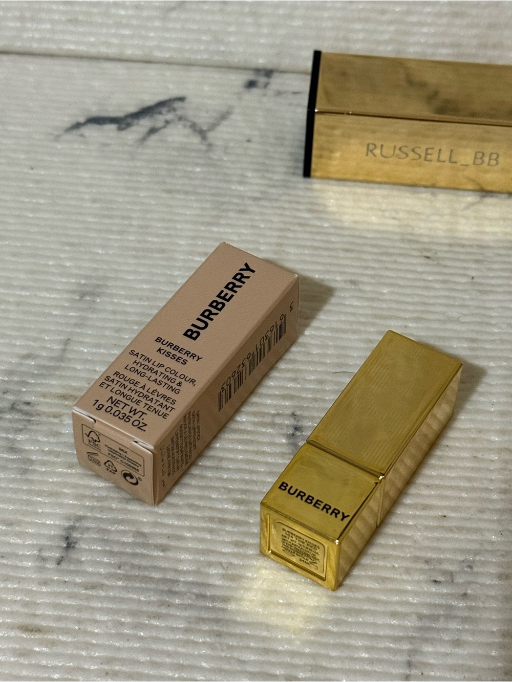 Burberry Mini Red Satin Lipstick - Picture 5 of 8